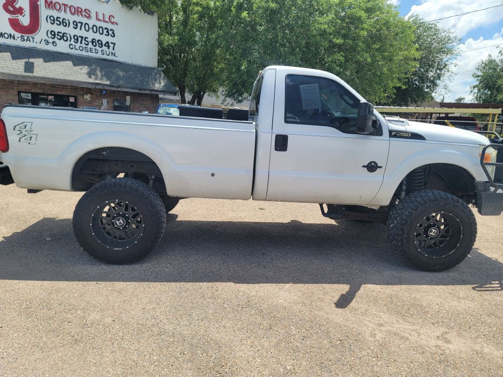 2011 Ford F-250 Image 6