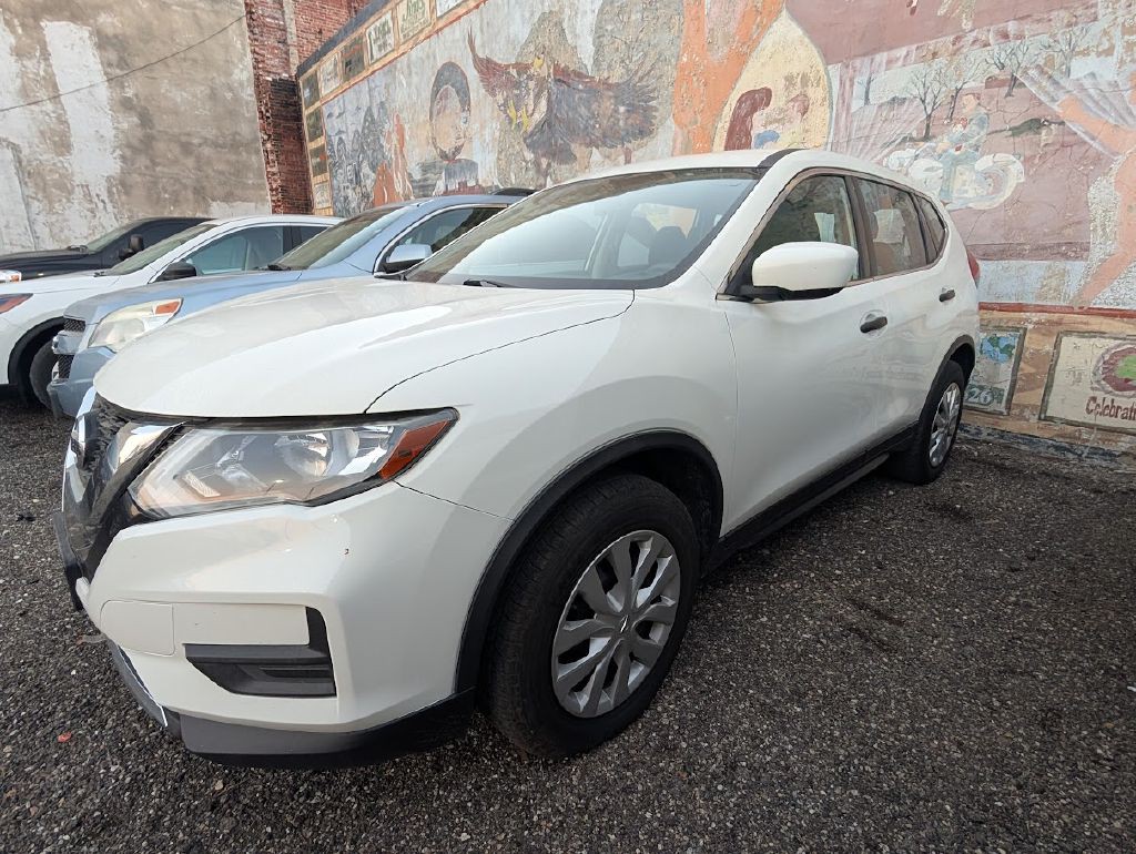 2017 Nissan Rogue Image 4