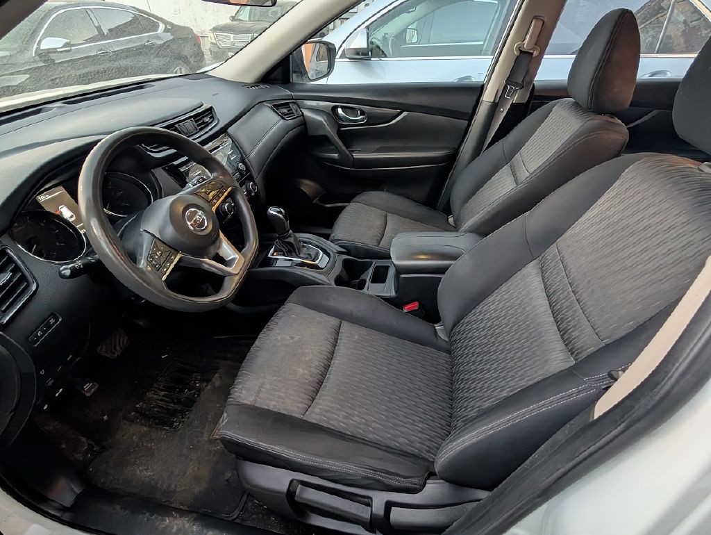 2017 Nissan Rogue Image 5