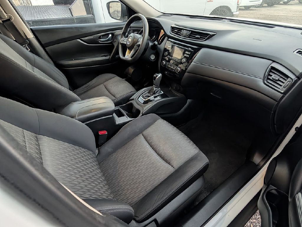 2017 Nissan Rogue Image 7