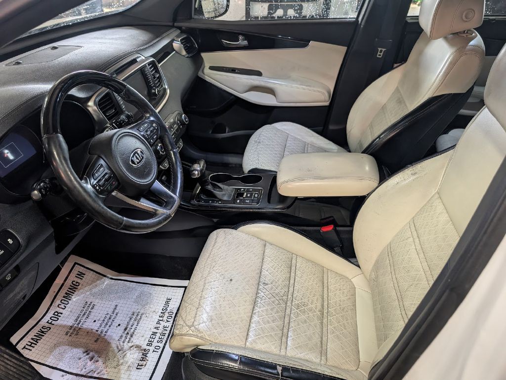2017 Kia Sorento Image 6