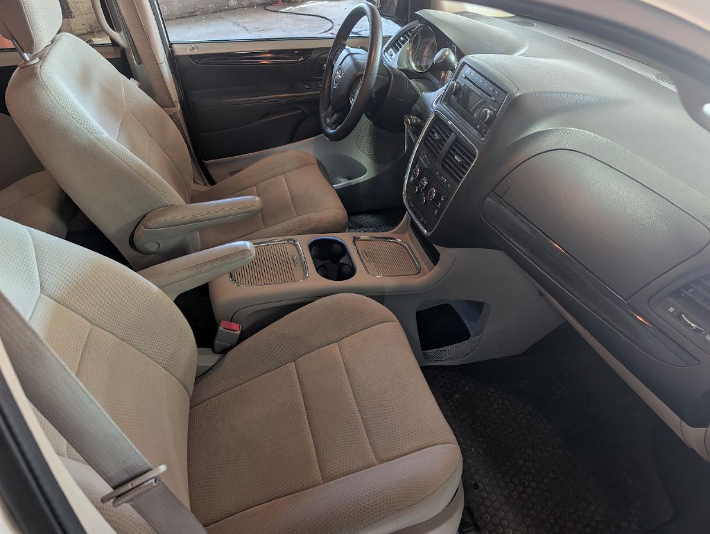 2012 Dodge Grand Caravan Image 5