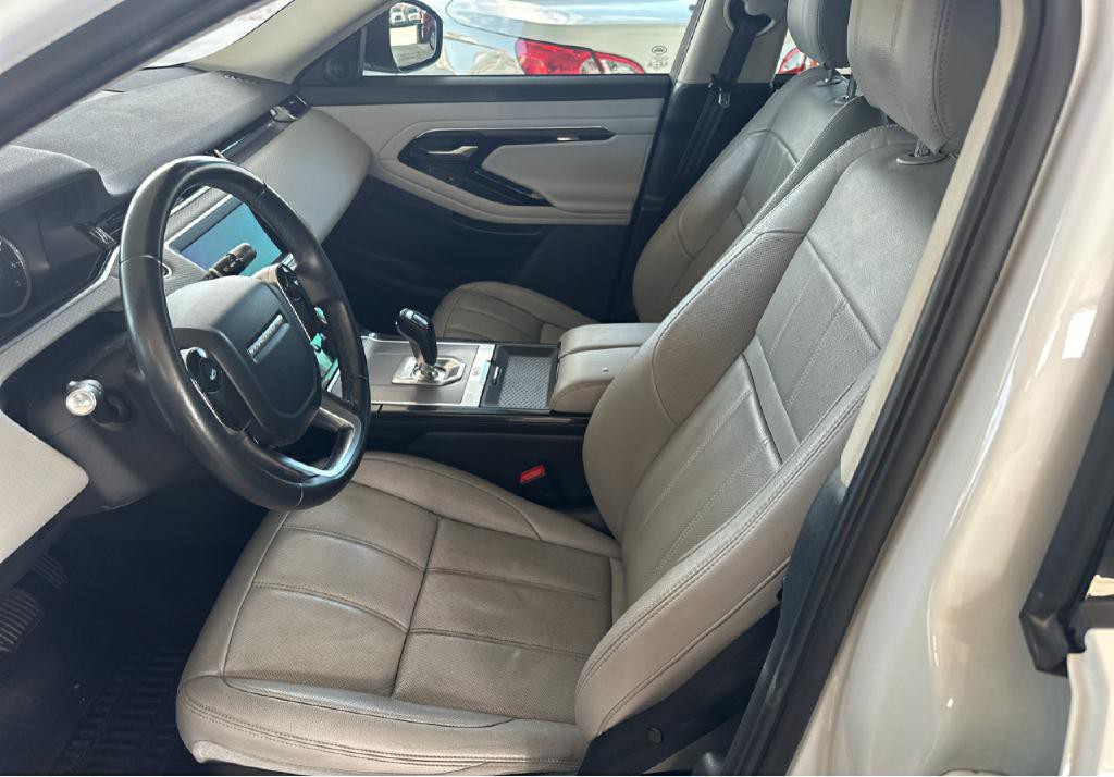 2020 Land Rover Range Rover Evoque Image 8