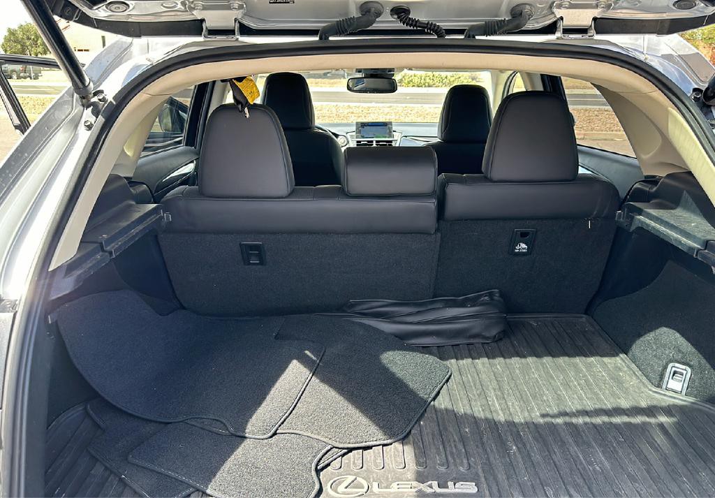 2015 Lexus NX 200t Image 16