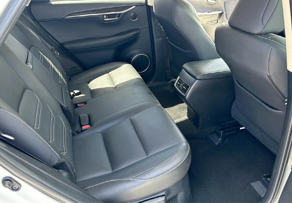 2015 Lexus NX 200t Image 17