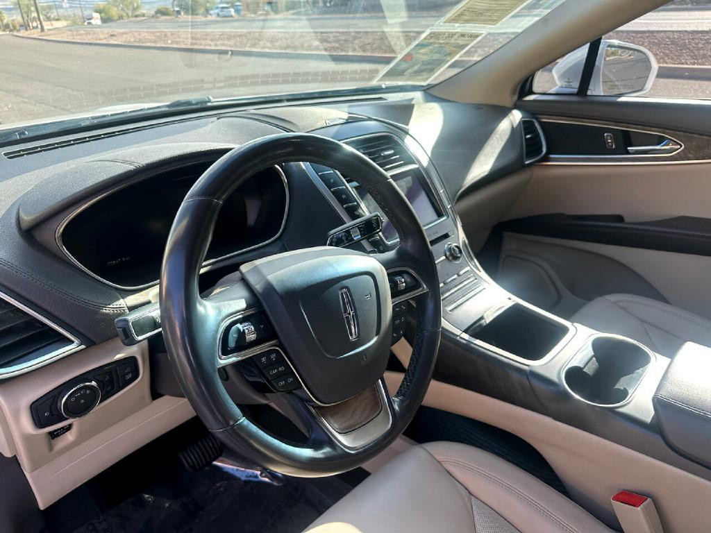 2019 Lincoln Nautilus Image 9