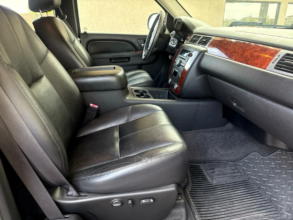 2011 Chevrolet Silverado 1500 Image 3