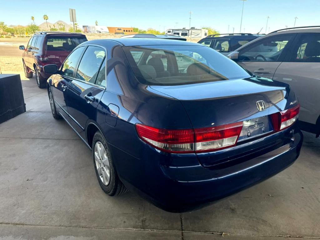 2004 Honda Accord Image 5