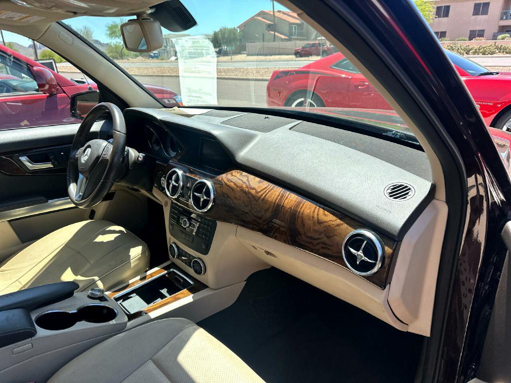 2013 Mercedes-Benz GLK-Class Image 18