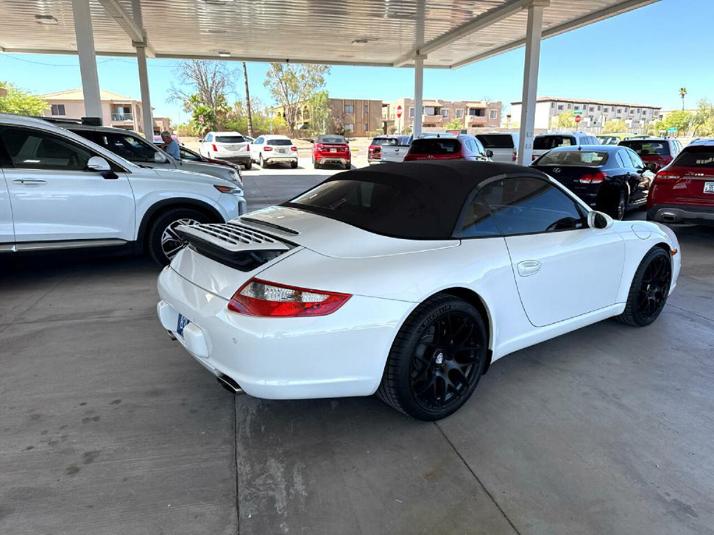 2006 Porsche 911 Image 9