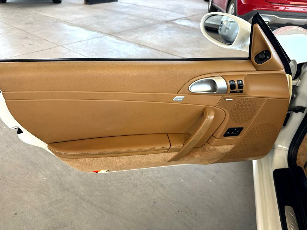 2006 Porsche 911 Image 23