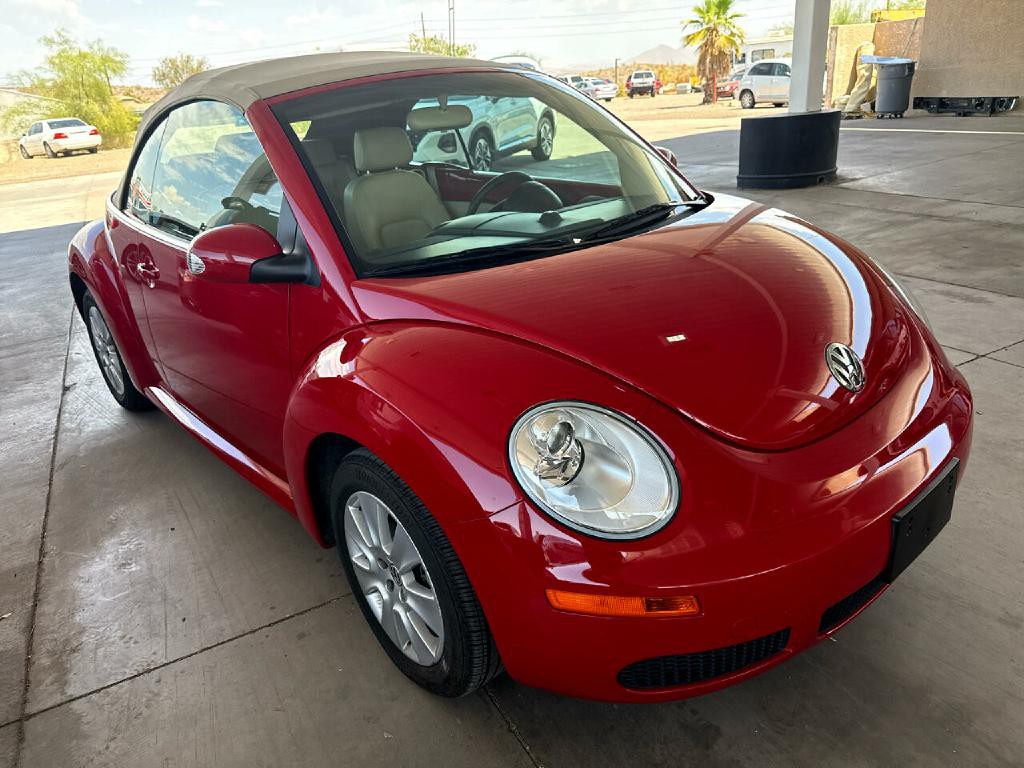 2008 Volkswagen Beetle Image 3