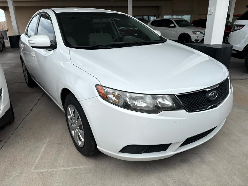 2010 Kia Forte Image 2