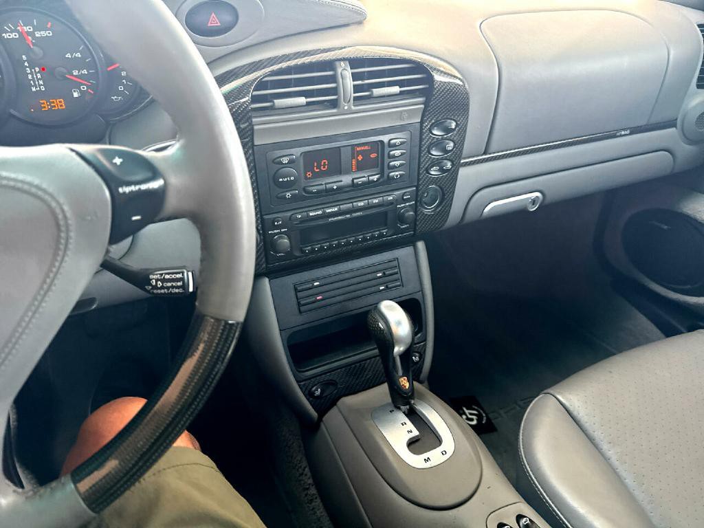 2004 Porsche 911 Image 7