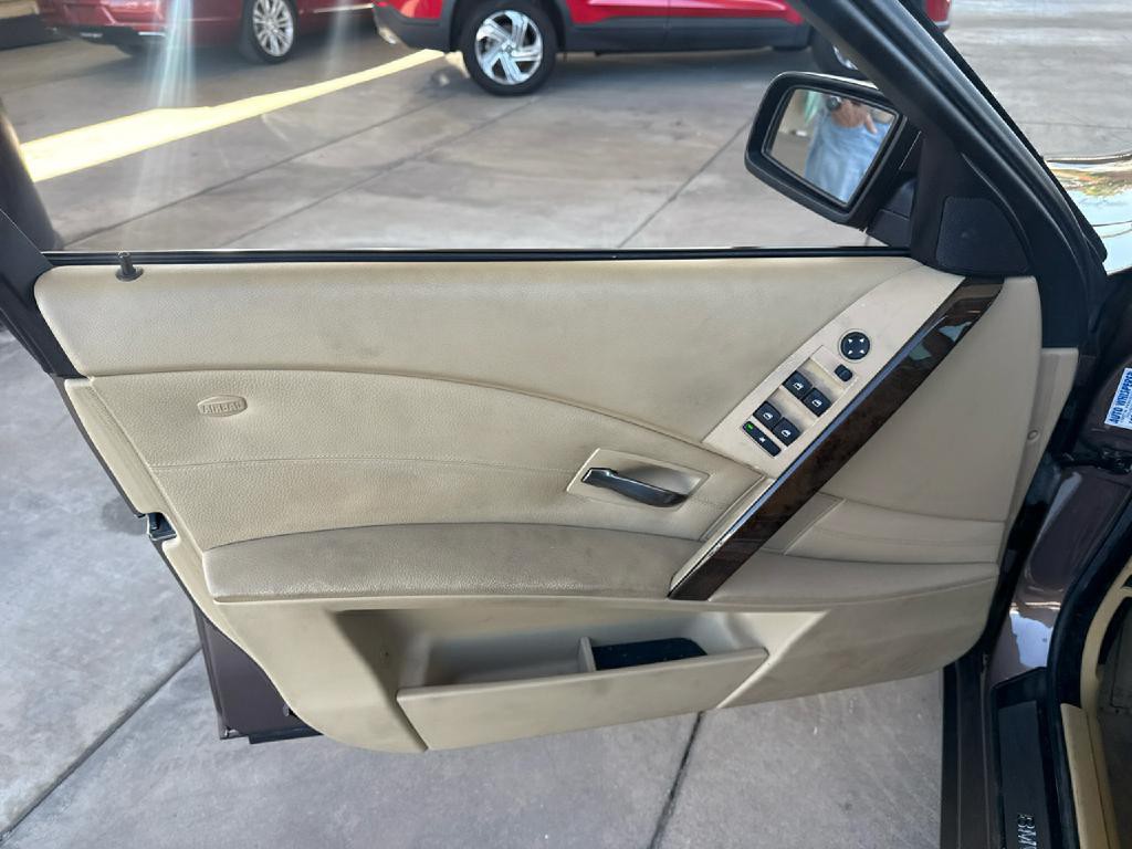 2006 BMW 5 Series Image 10