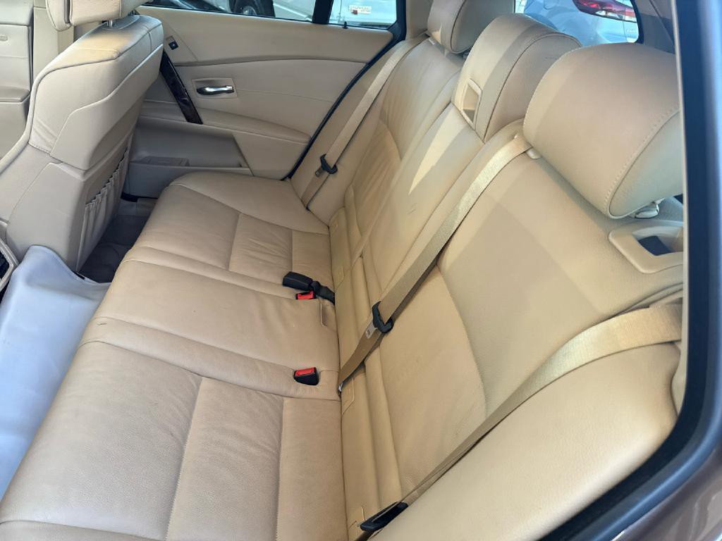 2006 BMW 5 Series Image 11
