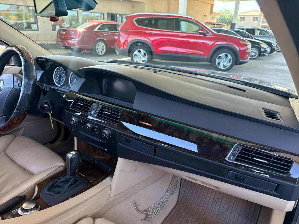 2006 BMW 5 Series Image 18