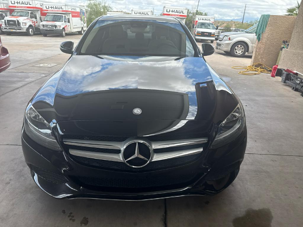 2016 Mercedes-Benz C-Class Image 2