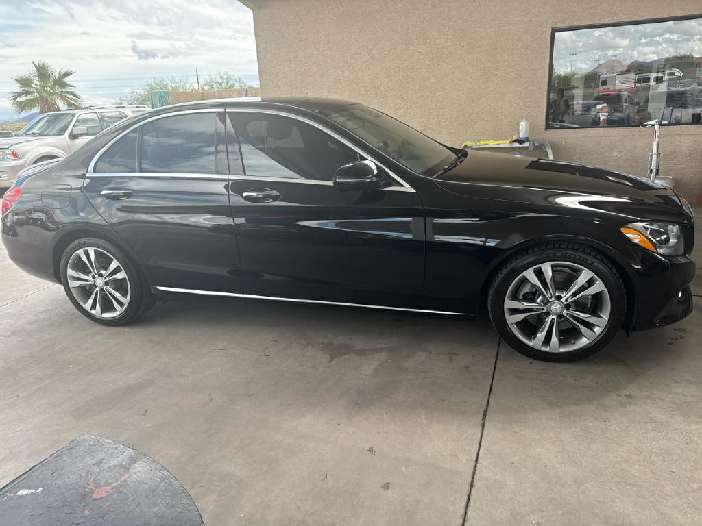 2016 Mercedes-Benz C-Class Image 4