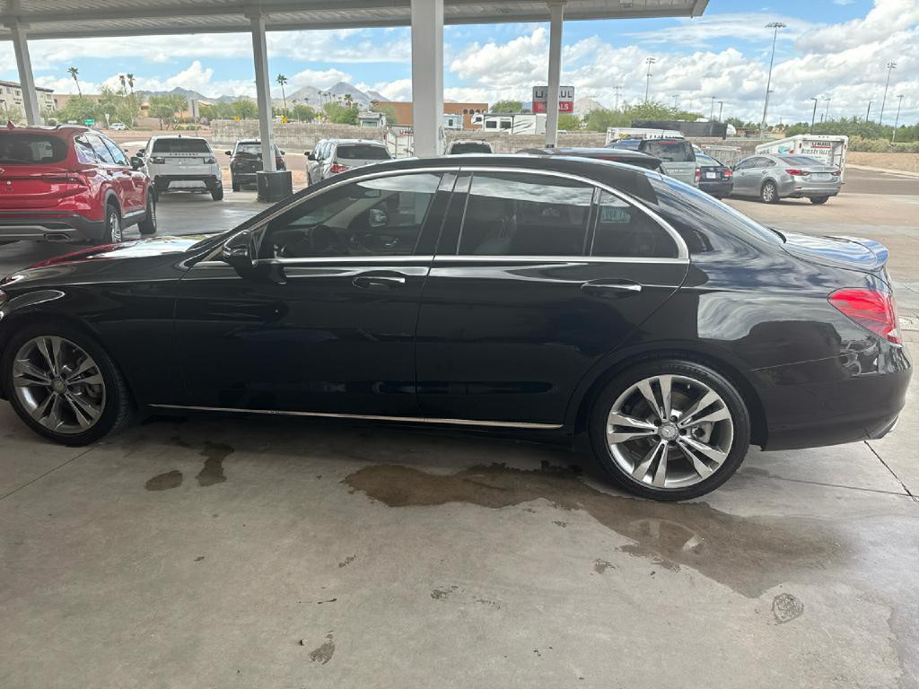 2016 Mercedes-Benz C-Class Image 8