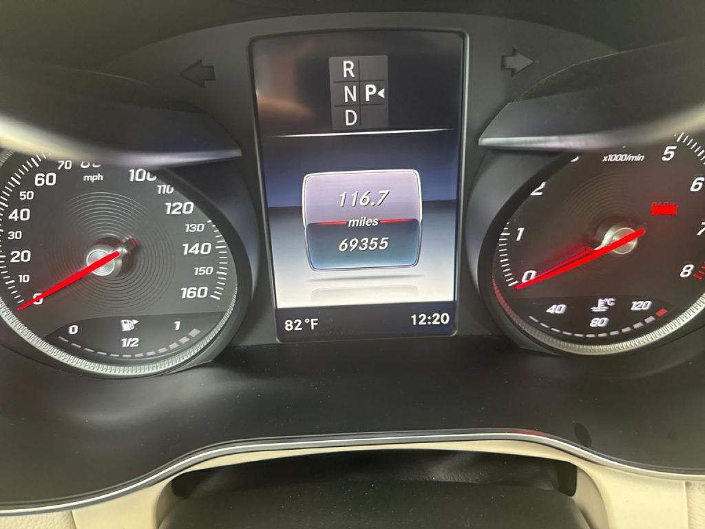 2016 Mercedes-Benz C-Class Image 9