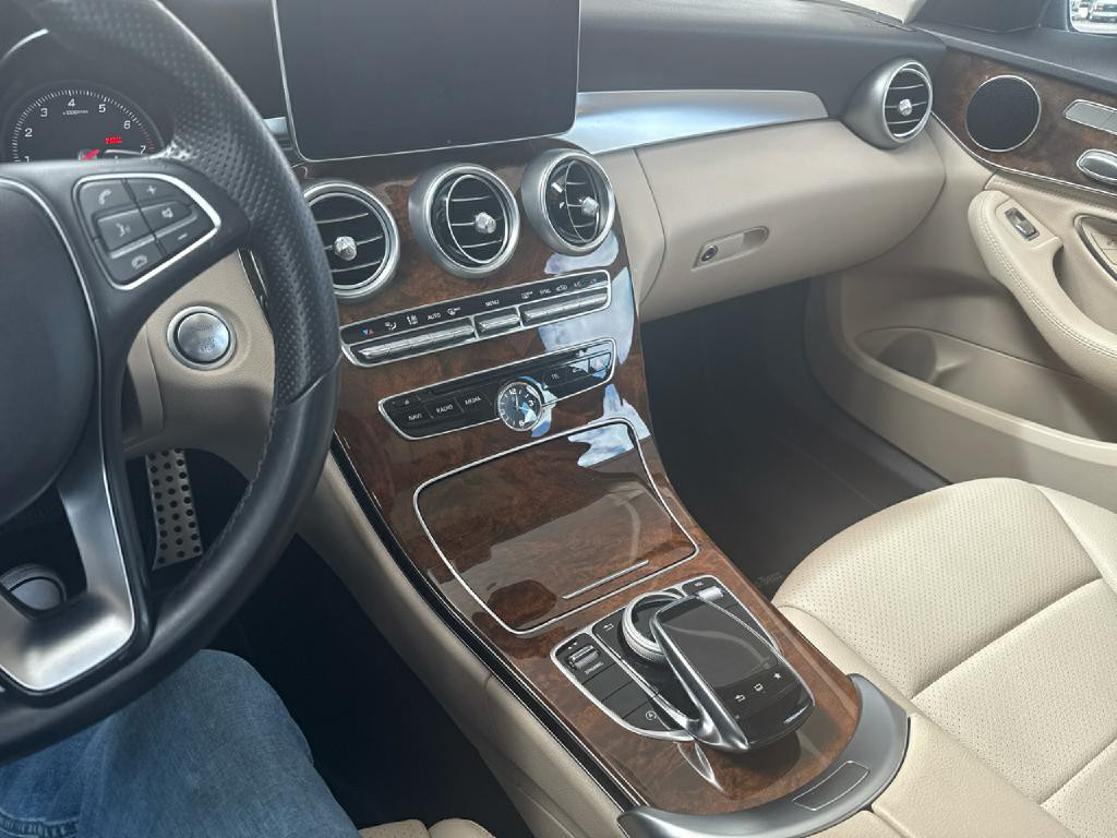 2016 Mercedes-Benz C-Class Image 10