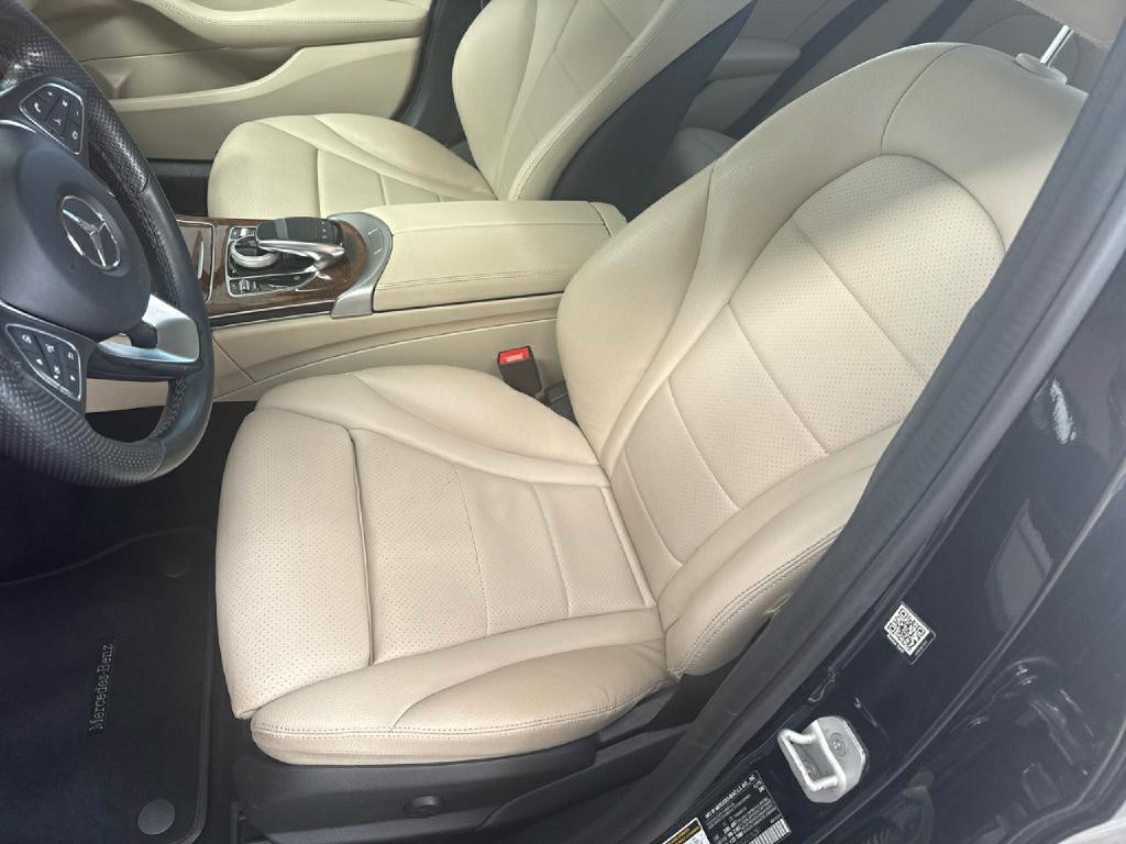 2016 Mercedes-Benz C-Class Image 12