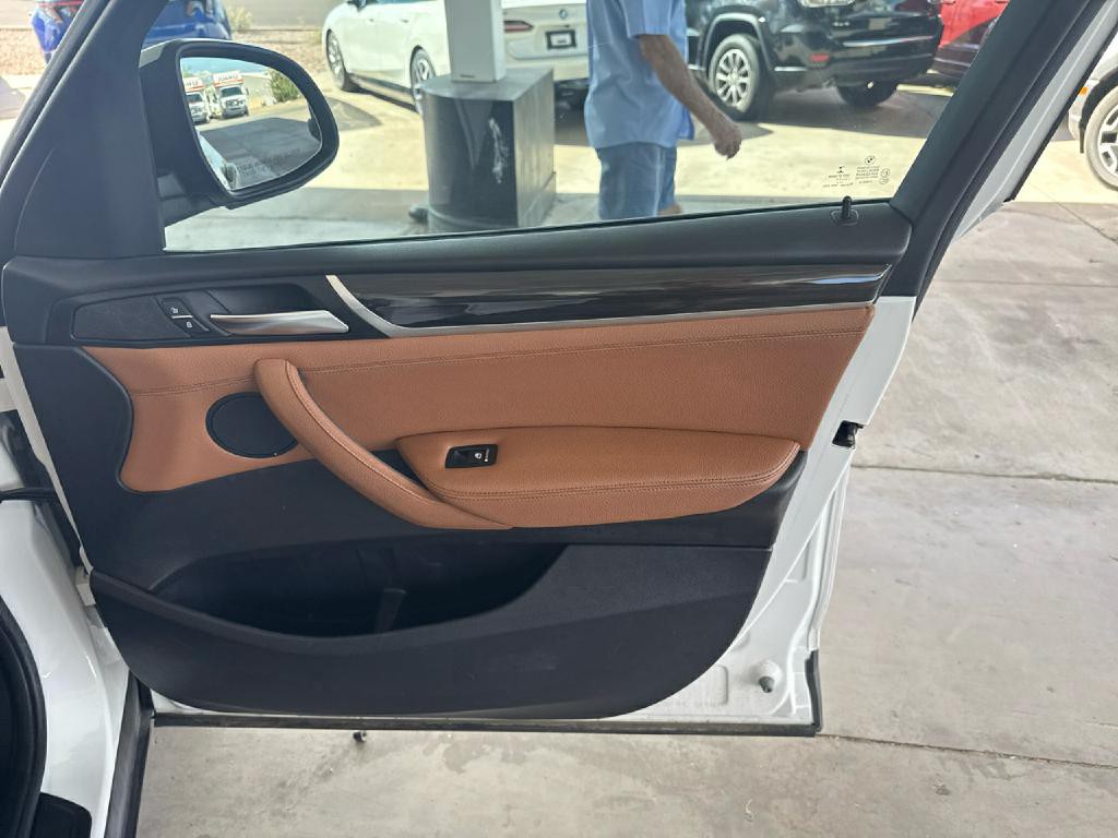 2017 BMW X3 Image 22