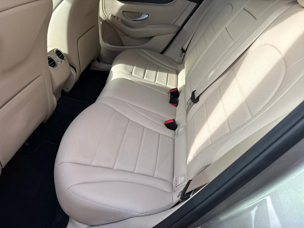 2020 Mercedes-Benz GLC-Class Image 15