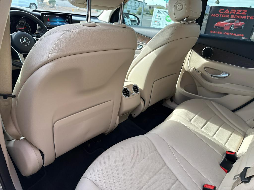 2020 Mercedes-Benz GLC-Class Image 16