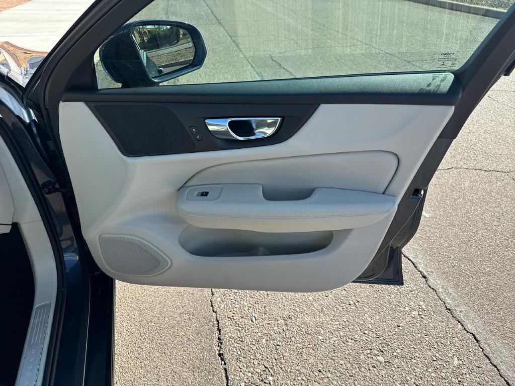 2019 Volvo S60 Image 23