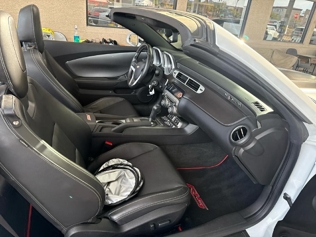 2012 Chevrolet Camaro Image 18