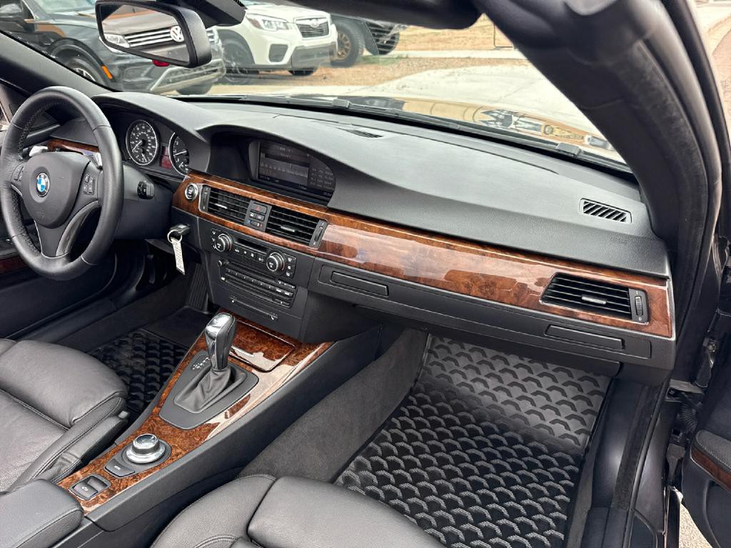 2008 BMW 3 Series Image 17