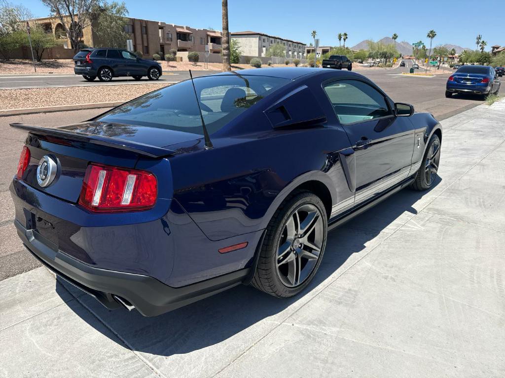 2010 Ford Mustang Image 5