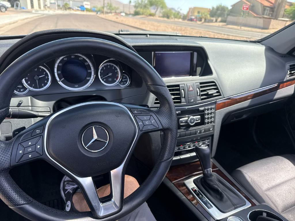 2013 Mercedes-Benz E-Class Image 12