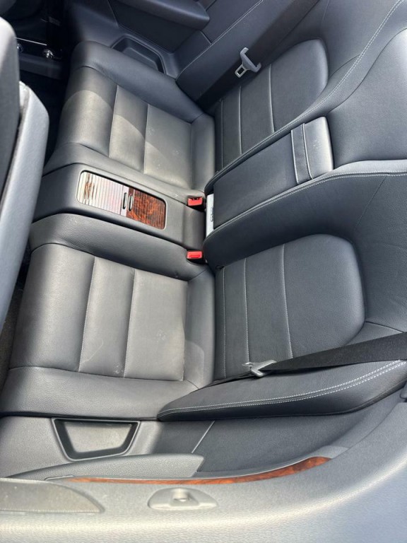 2013 Mercedes-Benz E-Class Image 17