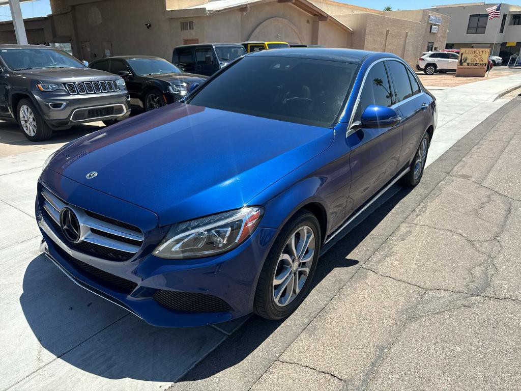 2017 Mercedes-Benz C-Class Image 1
