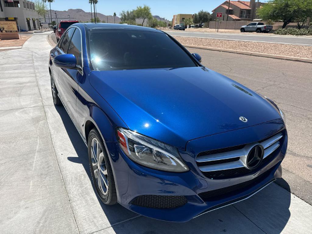 2017 Mercedes-Benz C-Class Image 3
