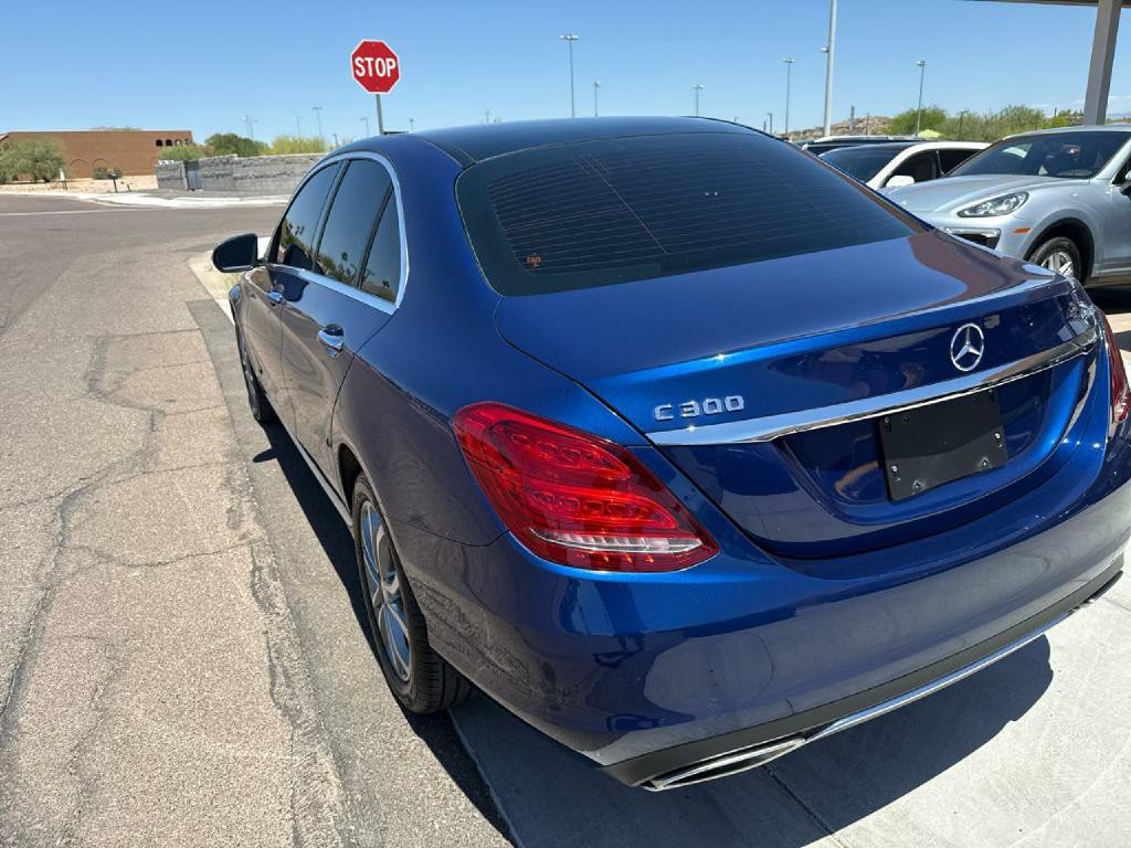2017 Mercedes-Benz C-Class Image 7