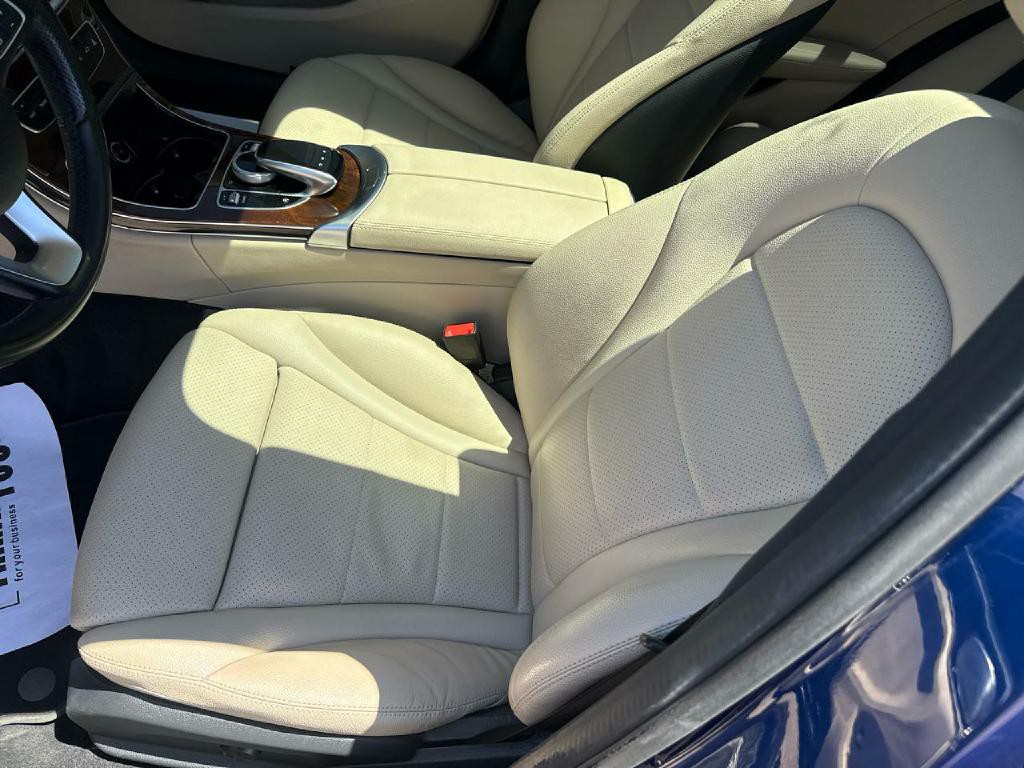 2017 Mercedes-Benz C-Class Image 12
