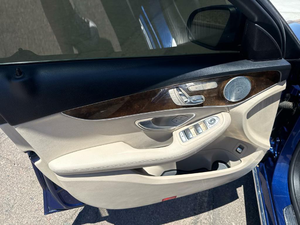 2017 Mercedes-Benz C-Class Image 13