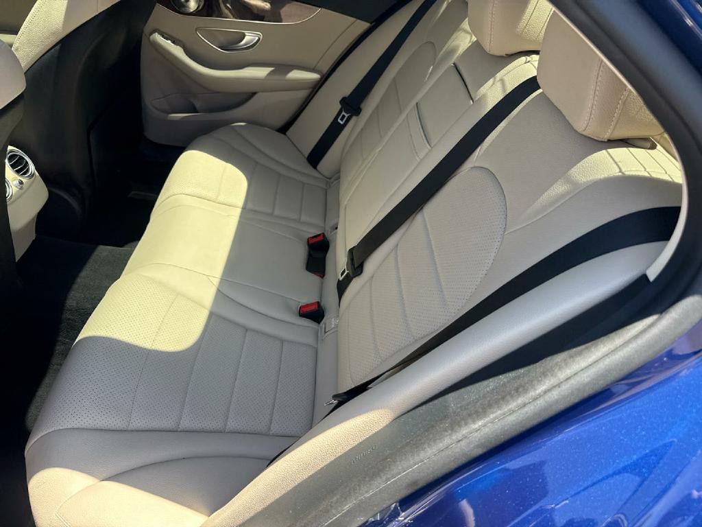 2017 Mercedes-Benz C-Class Image 14