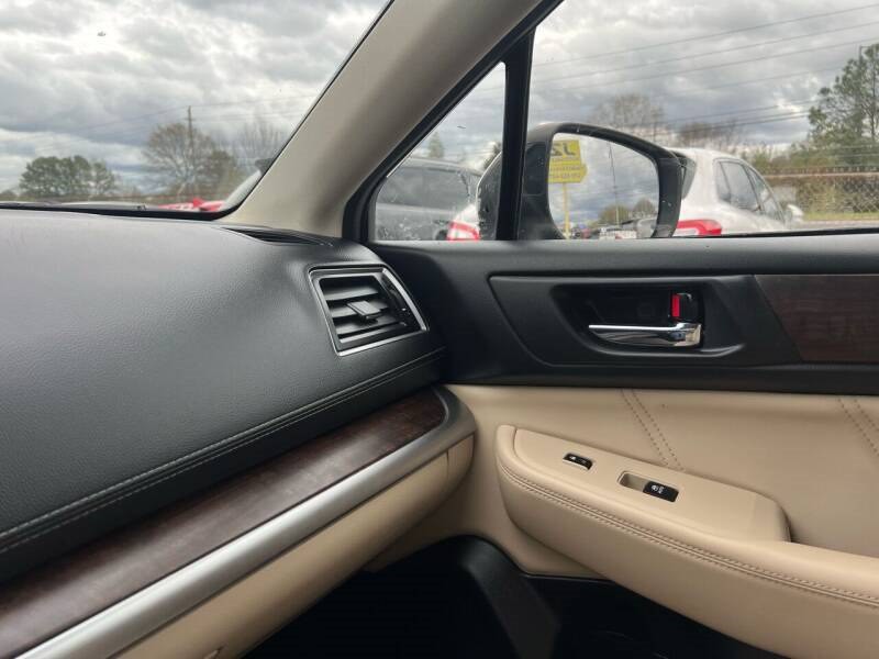 2019 Subaru Outback Image 22