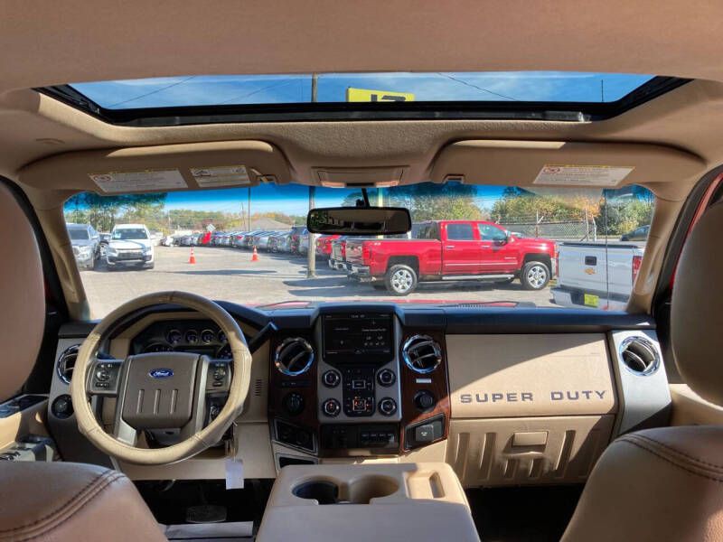 2015 Ford F-350 Image 18