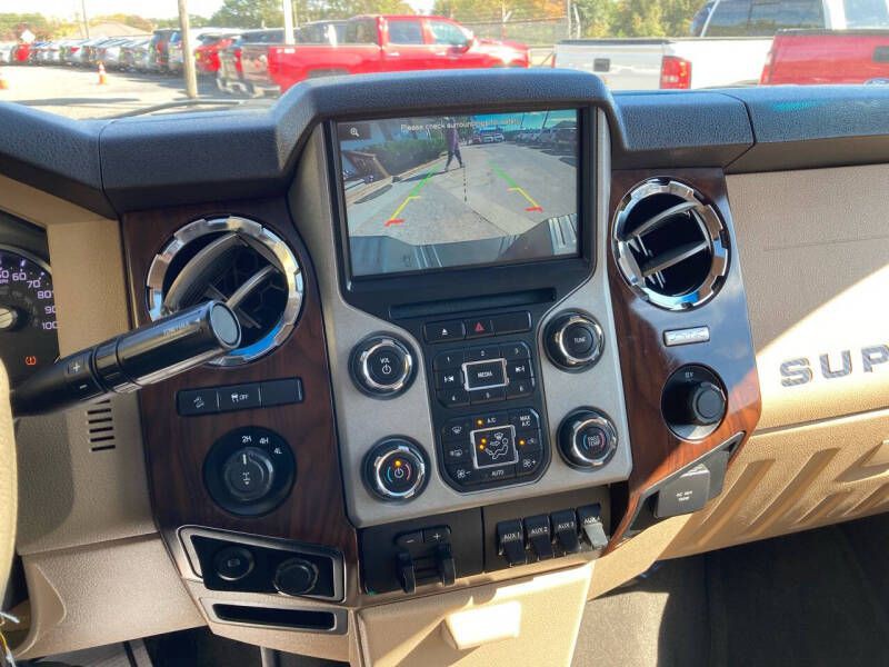 2015 Ford F-350 Image 19