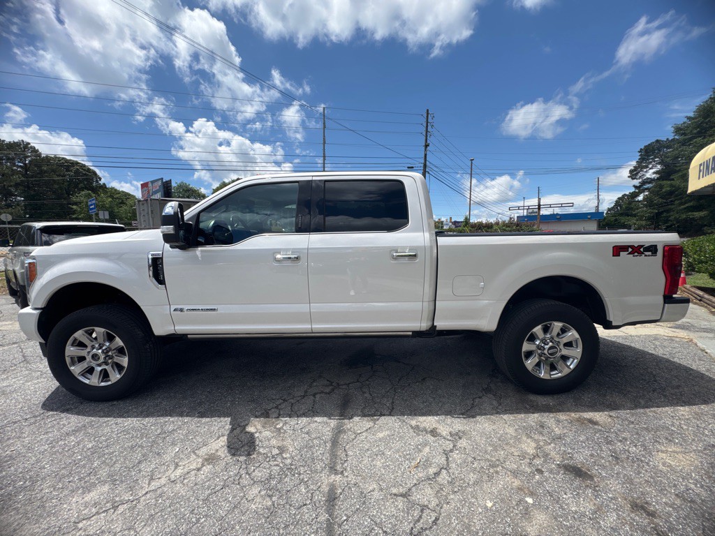 2017 Ford F-250 Image 8