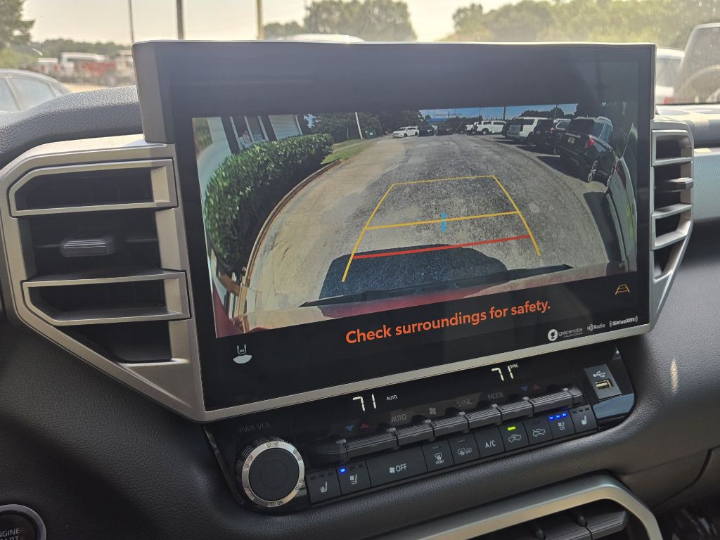 2022 Toyota Tundra Image 25