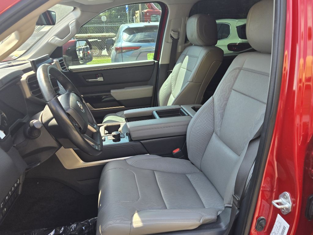 2022 Toyota Tundra Image 15