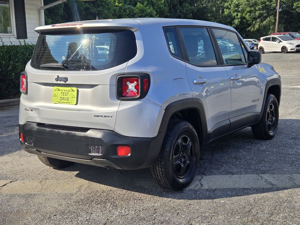 2017 Jeep Renegade Image 4