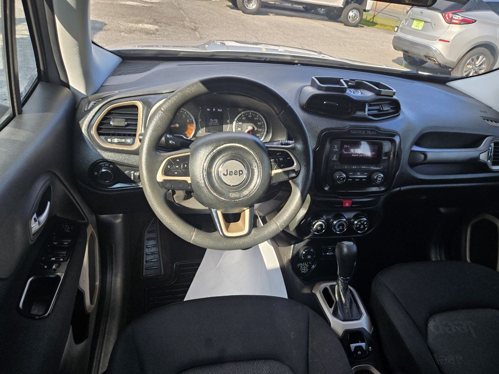 2017 Jeep Renegade Image 6